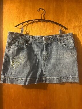 Y2K Womans BONGO Light Blue Denim Mini Skirt with Floral Embroidery 11